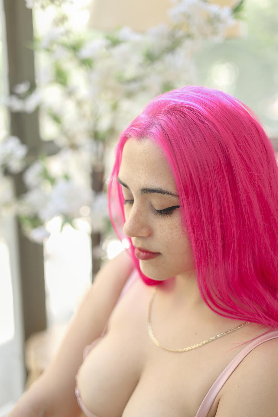 Lady Nala escort, pelo rosa, en el Eixample, acompañante independiente Barcelona